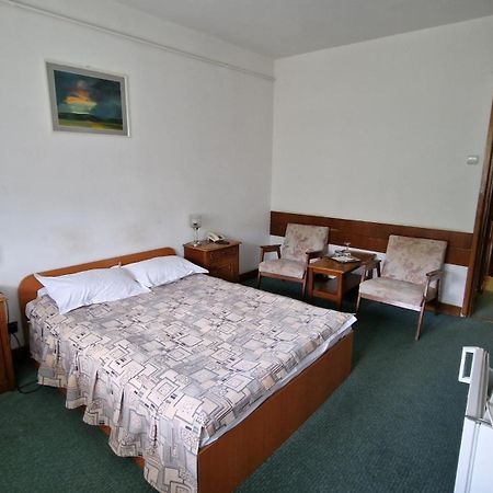 Hotel Bradul - Covasna Esterno foto
