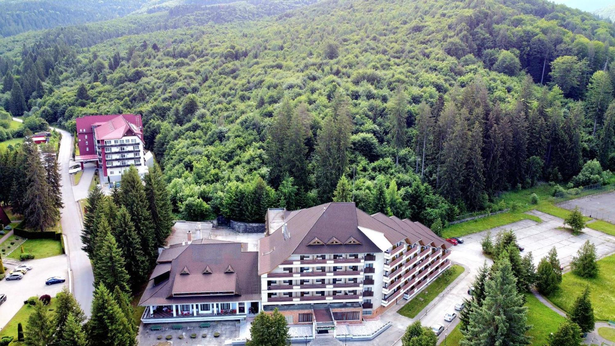 Hotel Bradul - Covasna Esterno foto