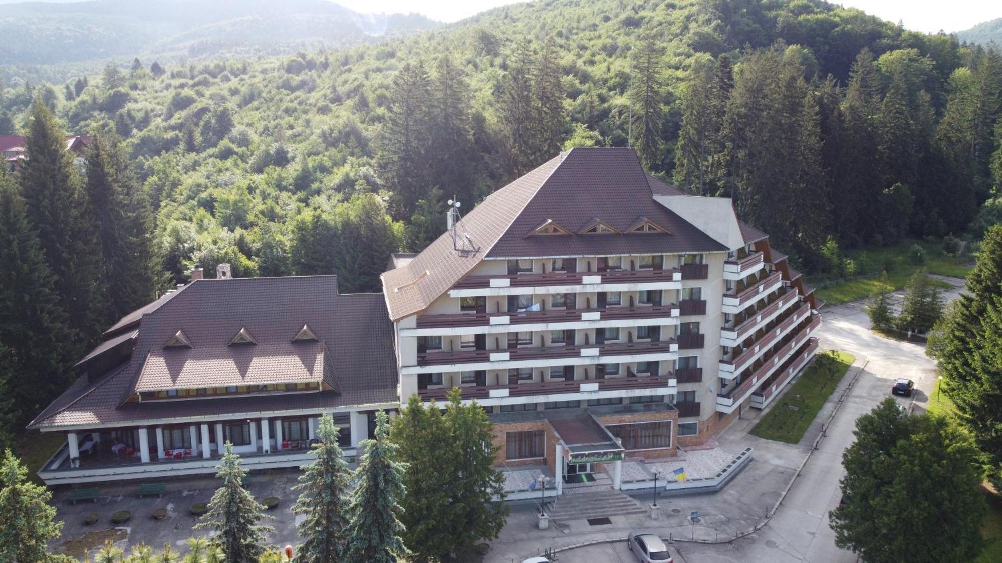 Hotel Bradul - Covasna Esterno foto